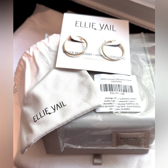 ⚡️Stunning One of a Kind Brand New Ellie Vail Laurette Medium Hoop Earrings ⚡️ - Picture 9 of 15